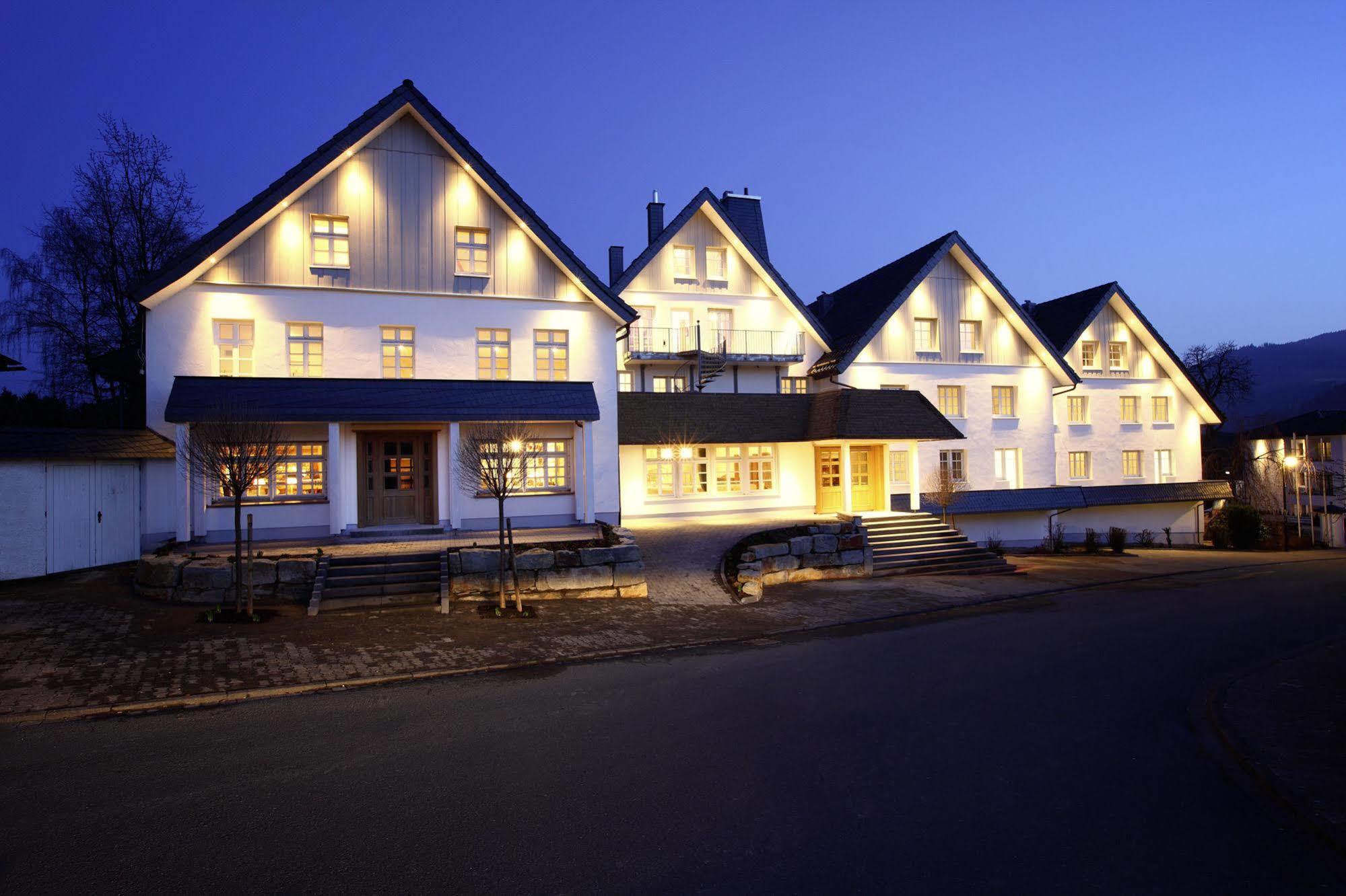 Hotel Garni Dorfkammer Olsberg Exterior foto